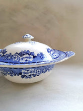 Load image into Gallery viewer, Blue & White Oval Tureen