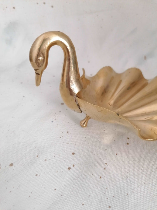 Swan dish