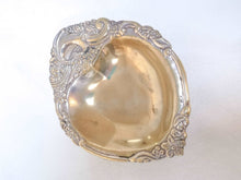 Load image into Gallery viewer, Ornate Heart tray/dish
