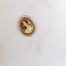 Load image into Gallery viewer, Cameo Brooch
